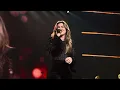Kelly Clarkson performs Breakaway in Atlantic City, New Jersey on 5.9.25