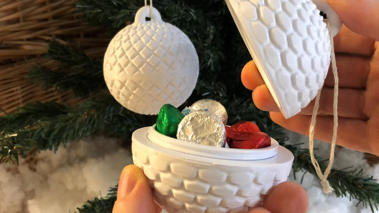 Diamond Ornament Container (Closed)
