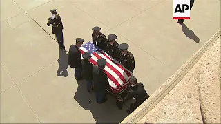 John McCain s casket arrives at Arizona s Capitol