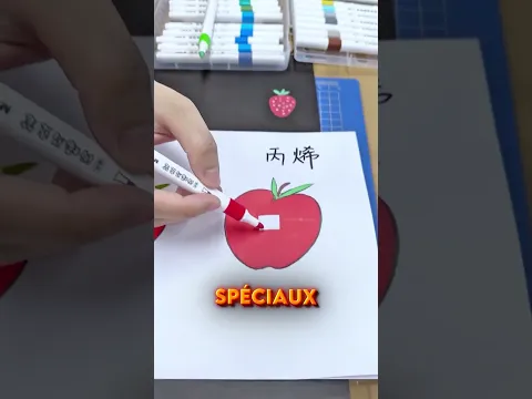 IL JETTE SES CRAYONS DANS L'EAU ET LUI OFFRE LA MEILLEURE ALTERNATIVE ! 😱✏️