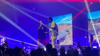 black sherif joins sarkodie on stage at rapperholic x woooooow