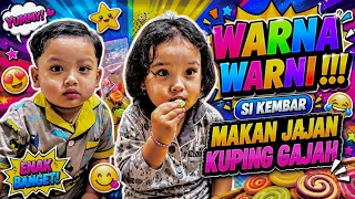 WARNA WARNI !!! SI KEMBAR MAKAN JAJAN KUPING GAJAH😂