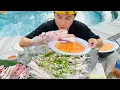 Download Lagu NGA SUMO KHUẤY ĐẢO MÂM MỰC HẢI SẢN 6 KG TO BẰNG CÁI CHẢO.