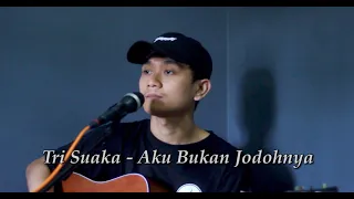 Download Aku Bukan Jodohnya - Tri Suaka Cover Novian Arif Pratama MP3