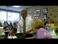 Download Lagu Obama stops for ice cream in Cedar Rapids