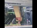 Apes ketimpa portal sampai 3x.... kl ketawa takut dosa gak ketawa tp lucu