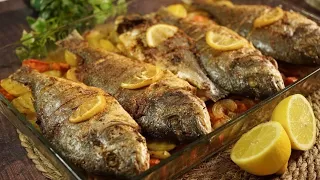 اطيب سمك مشوي بالفرن مع الخضار بتتبيلة مميزة والطعم رهيب😋مع طريقة عمل صوص الطرطور🥰