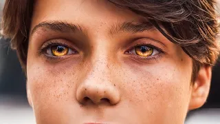 ولد بيكتشف انه بيقدر يتحول ل اسد جبال فبيدخل مدرسة للابطال الخارقين فقط 