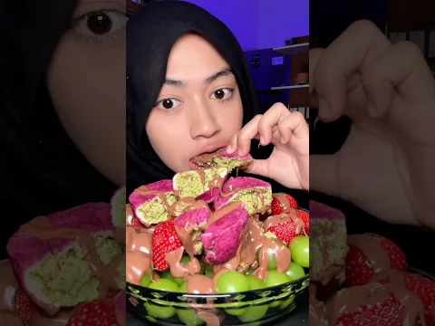 stoberi anggur dubai ciwi cuki ube siram coklat 🤤