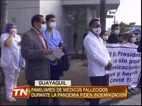 Familiares de médicos fallecidos durante la pandemia piden indemnización