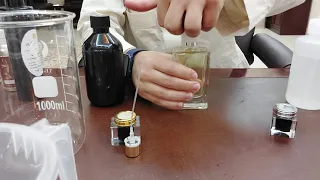 طريقة صناعة العطور 