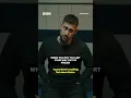 Murder suspect flirts with prison guard - BBC