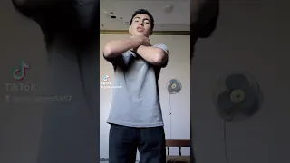 من كتر الشيل وجعني ضهري 