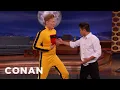 Download Lagu Steven Ho Hits Conan With Bruce Lee's One Inch Punch | CONAN on TBS