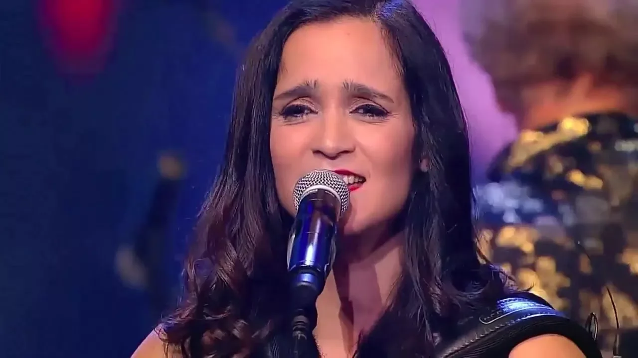 Julieta Venegas - Me Voy (La Musa Awards 2016) Julieta Venegas - Me Voy (La Musa Awards 2016)