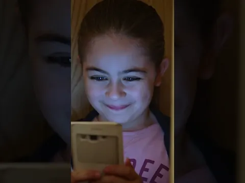 Video Thumbnail: Yetim çocuğu tehdit etti!😤 - Eve Dönüş #shorts #evedönüş