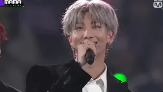 مترجم للعربية خطاب بانقتان بديسانق فنان السنة في حفل الماما 2019 