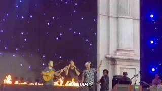 عمرو دياب    عزيز الش افعي   زمن الم جاملة انتهى    زي  ما انت     دندنها