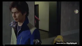 Boukenger Yellow Cry Because Of The Plan Boukenger Pink Runs Away Because Of The Plan 