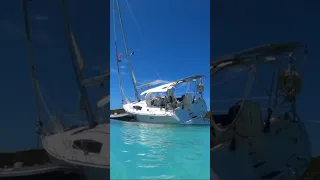 Sailboat High and Dry in the Bahamas #shorts #sailboatlife #aground #sailboatlife #sailingchannel