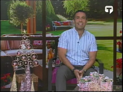 Mujeres roban cartón con mercadería en local comercial de Guayaquil