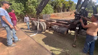 EMPRESTEI UMA CARROCERIA PRA COLOCAR NO 912 ENQUANTO FAZ UMA