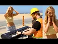 Lagu Construction Worker STUNS Girls at the Beach on Piano! ๐๐คฏ