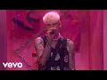 Download Lagu love race (The Ellen DeGeneres Show 2021)