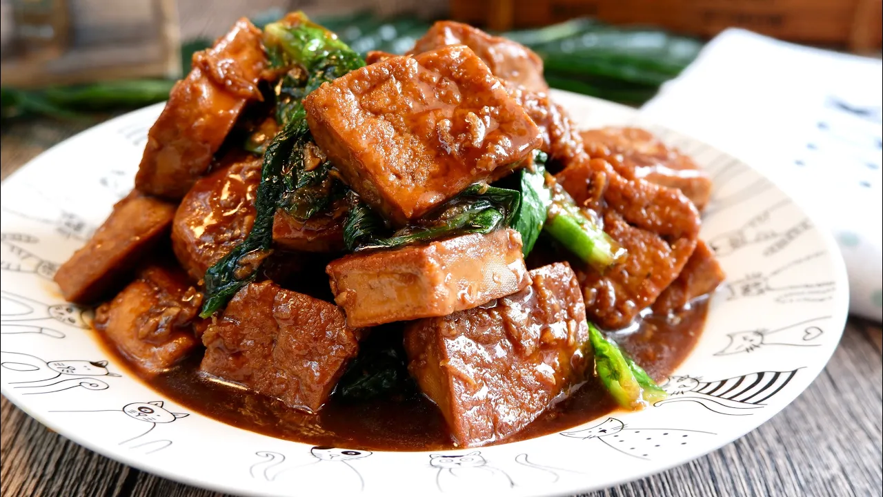 Make this Yummy Teriyaki Tofu with ONLY 7 ingredients!  Braised Tofu in Teriyaki Sauce / Glaze