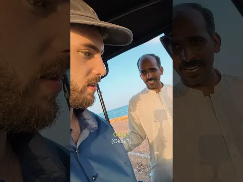 This is how you drive a rickshaw 🇵🇰
