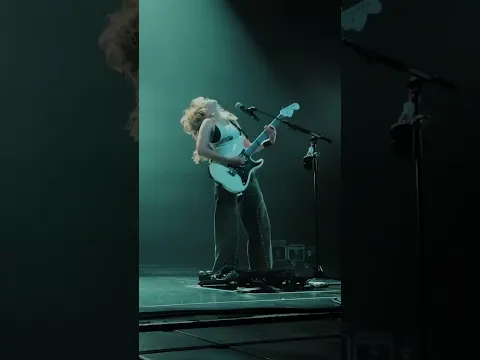 Bite My Tongue - The Warning Dany Fancam #danyvillarreal #thewarning #girlband # #newmusic #rock
