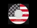 Lee Fields & The Expressions - Make The World (Instrumental) - BC050-45 - Side B