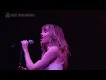 Suki Waterhouse - Good Looking ( Live at Bonnaroo, 2023 )