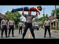 Download Lagu Gadis Ini Ditinju Polisi Karena Tak Mau Suap – Tapi Satu Aksi Membalikkan Semuanya!\