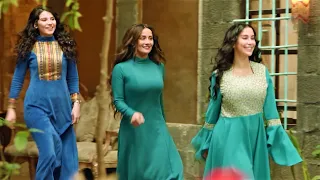 وحيد ع   بنات وصرلهن سنين مو شايفينو ف عملولو اجمل استقبال دندنها