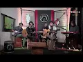 Download Lagu setia band dunia pasti berputar - LIVE