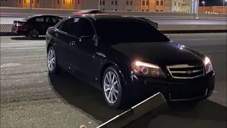 اغاني تيك توك ابص لروحي فجأة لقيتني كبرت فجأة تعبت من المفاجأة ونزلت دمعتي قوليلي ايه يا مرايتي 