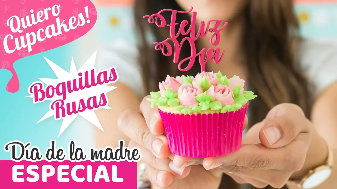 CUPCAKES DE YOGUR CON FRESAS - BOQUILLAS RUSAS   DA DE LA MADRE