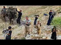 Download Lagu 🔥Hout verzamelen en nomadisch koken in de bergen | Nomadisch familieavontuur in Zagros 🍚🏞