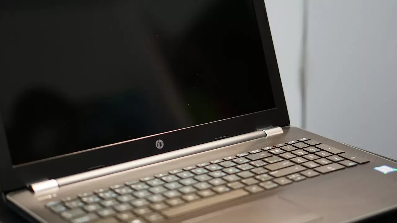 6-month Review of HP 15-Inch FHD Laptop with 10th Gen Intel Core i5-1035G1, 8 GB RAM & 256 GB SSD (1. 