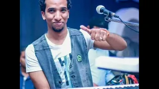لهفة  الدهشة الفنان حمو اسماعيل دندنها