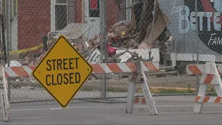 Man killed after crashing car into restaurant in Sandusky