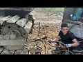 Download Lagu cutting and connecting bulldozer chains at the construction site Giang's daily work