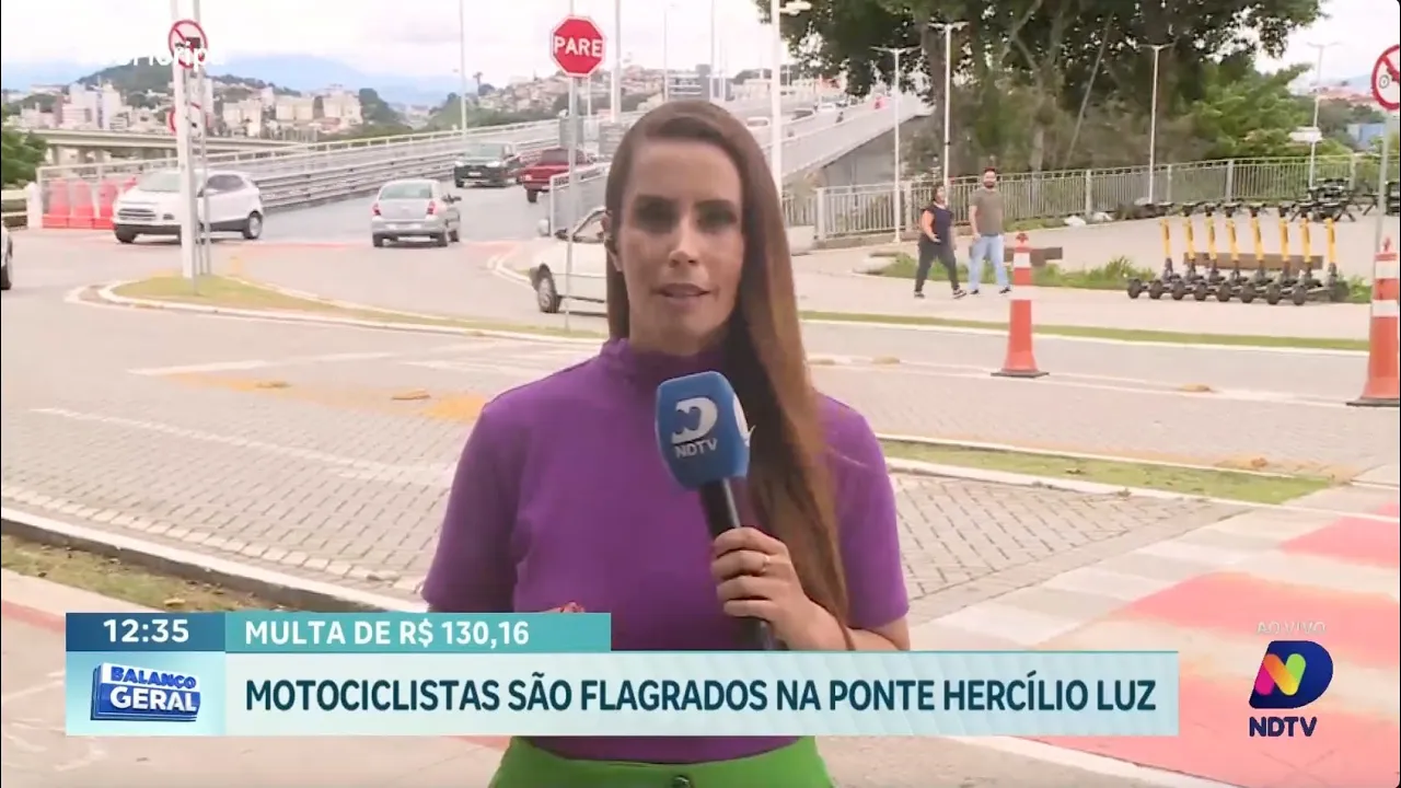 Flagrante na Ponte Hercílio Luz: motociclistas continuam transitando, gerando multas
