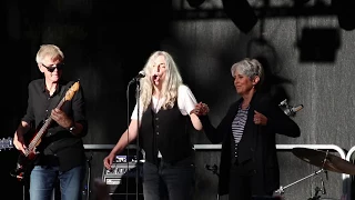 Download Patti Smith and Joan Baez ' 'People Have The Power' Stockholm Music and Arts 20160731 MP3
