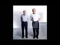 Download Lagu twenty one pilots - Holding on to You [1 Hour Loop]