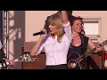 Taylor Swift - You Belong With Me (Live #Ellen 2012)