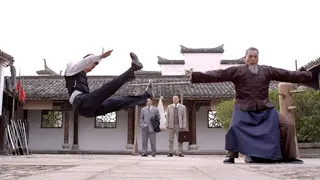 Download The Japanese guy challenged the Chinese Kung Fu old man. This is far beyond his ability. MP3