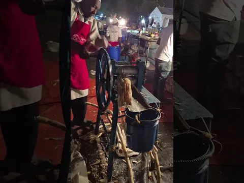 Watch how Zanzibar’s sugarcane juice is made fresh & full of island vibes #Zanzibar🇹🇿