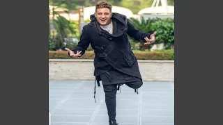 يا خاينين دندنها